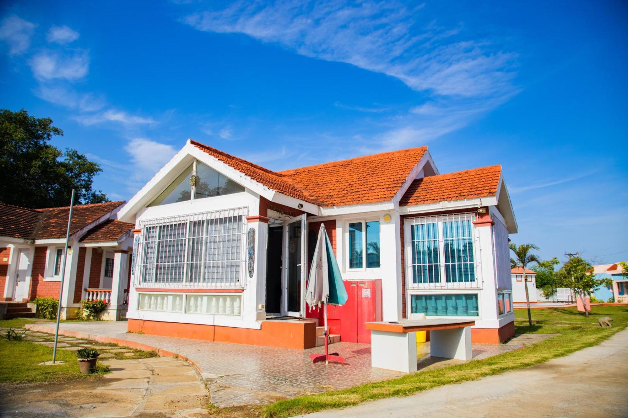 Mamalla Kudil Resort Mahabalipuram Exterior photo
